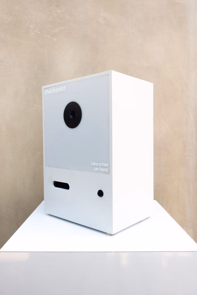 Checkpoint gallery white preview