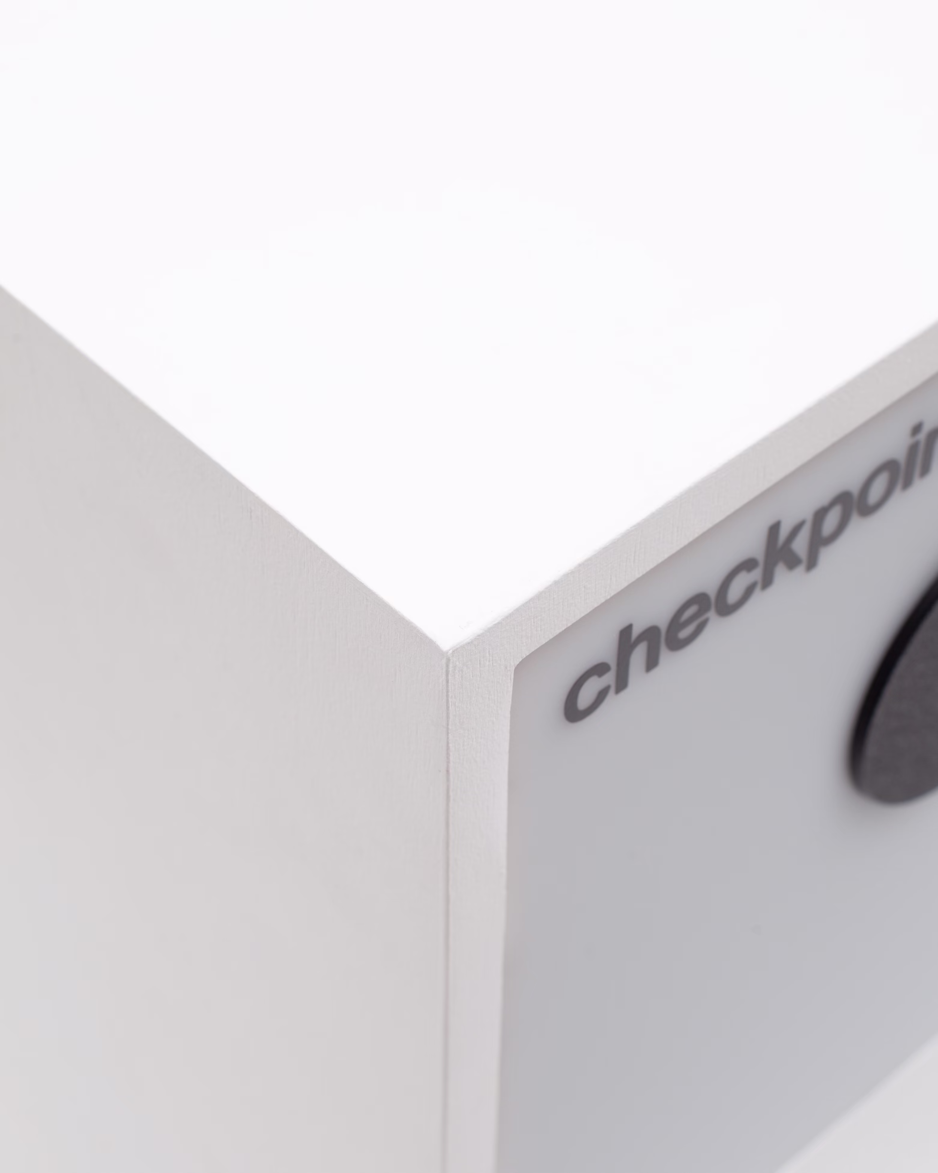 Checkpoint in gallery white