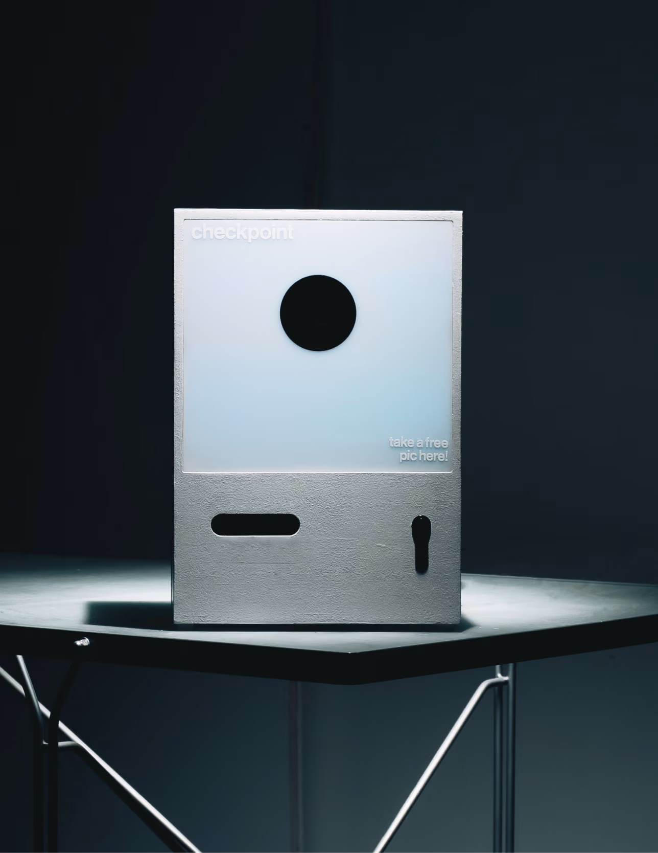 Checkpoint in gallery white
